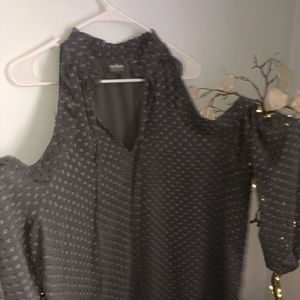 SOHO gray cut-out shoulder blouse XL